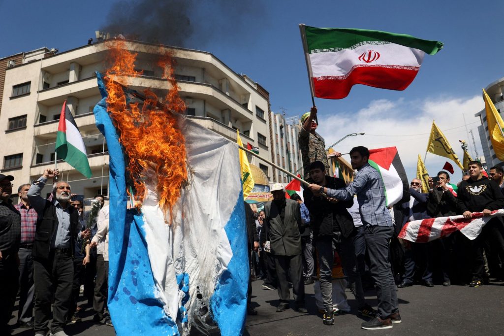 Αναδημοσίευση - Το Ιράν αναμένεται να επιτεθεί στο Ισραήλ ανά πάσα στιγμή – Φόβοι διεθνούς σύρραξης