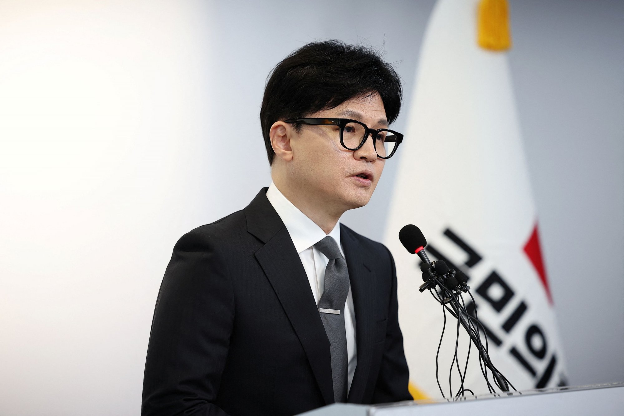 Αναδημοσίευση - Νότια Κορέα: Παραιτήθηκε ο πρωθυπουργός στον απόηχο της βαριάς ήττας του κόμματός του