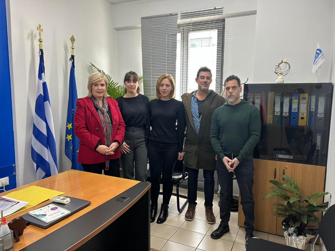 Δελτίο τύπου - ΠΔΕ - Συνάντηση της Αντιπεριφερειάρχη, Γεωργίας Ντάτσικα  με την Ομάδα Δράσης για την υποστήριξη της Kοινωνικής  Ένταξης  και Ενδυνάμωσης Ρομά Δυτικής Ελλάδας