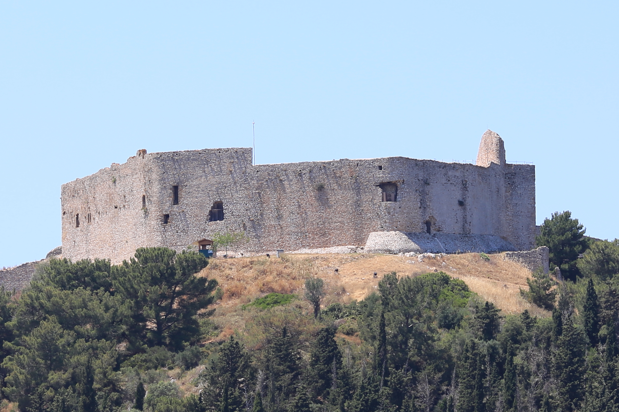 Ανάδειξη και Προβολή του Κάστρου Χλεμούτσι στην Ευρώπη 